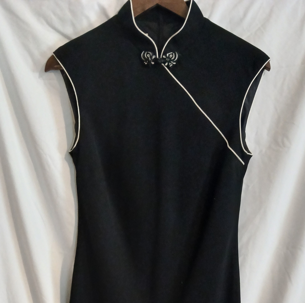 Evan Picone Black and White Trim Midi Dress